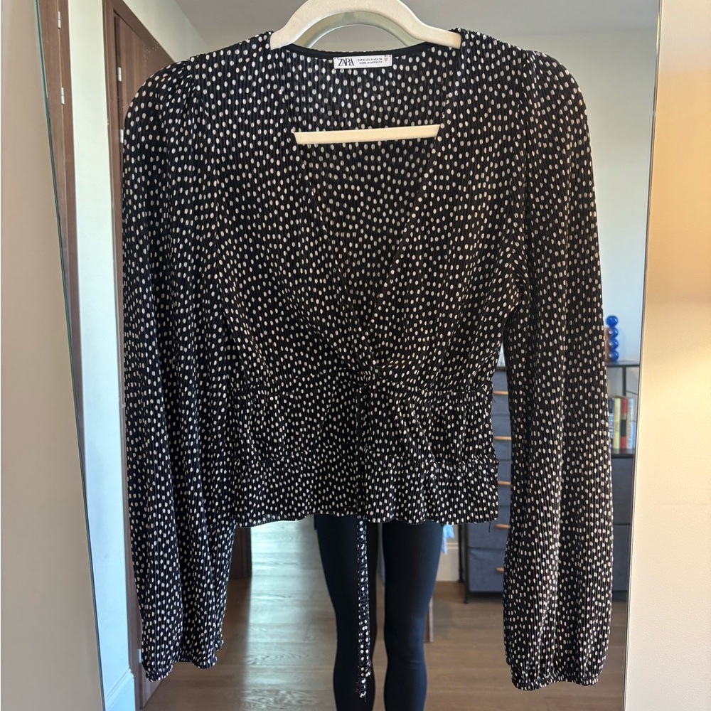 Zara Black and White Patterned Blouse